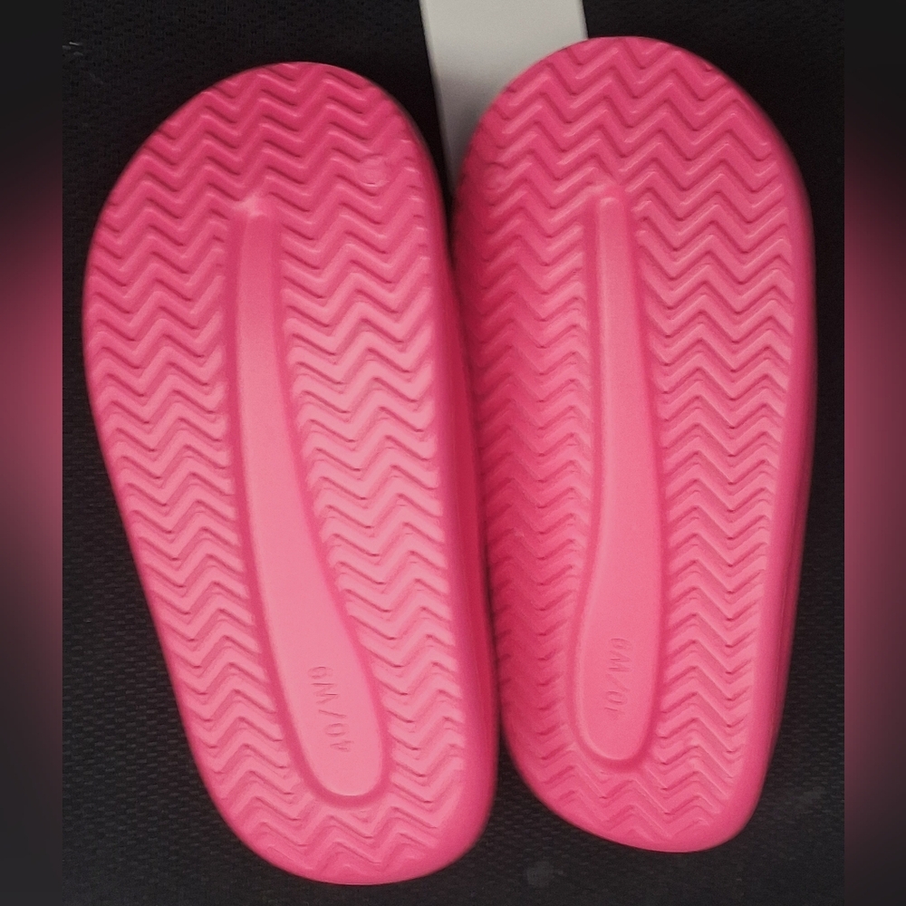 Lululemon Vibrant Pink Slides - Picture 2 of 4